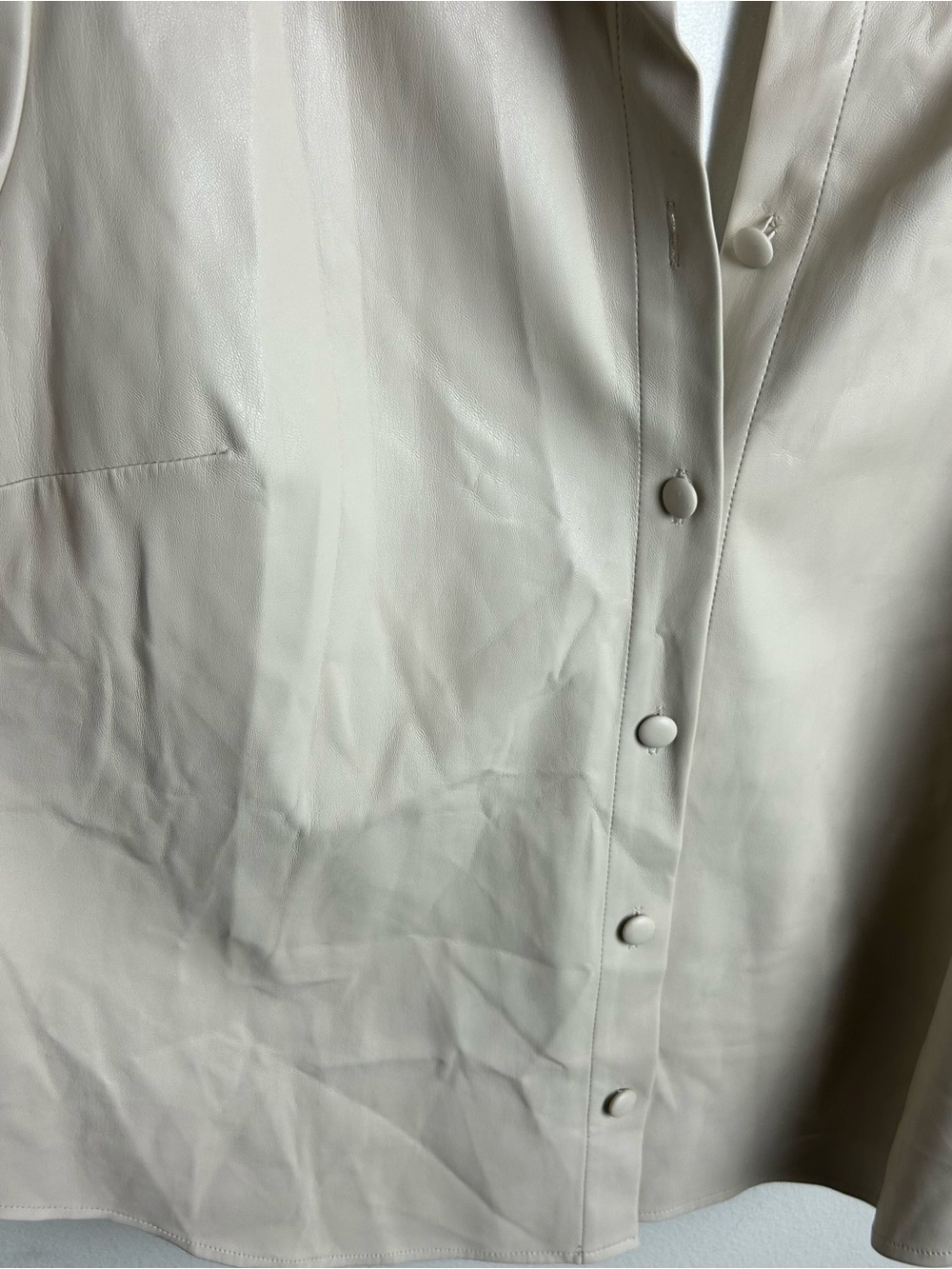 Eloquii Cream Faux Vegan Leather Puff Balloon Sleeve Button-Up Top Plus Size 18 - Picture 5 of 11